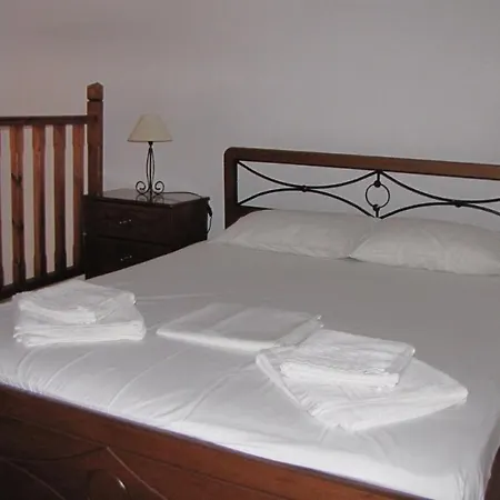 Apartment Zouzoula House Milína