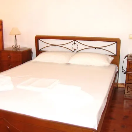 Apartment Zouzoula House Milina