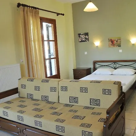 Zouzoula House *