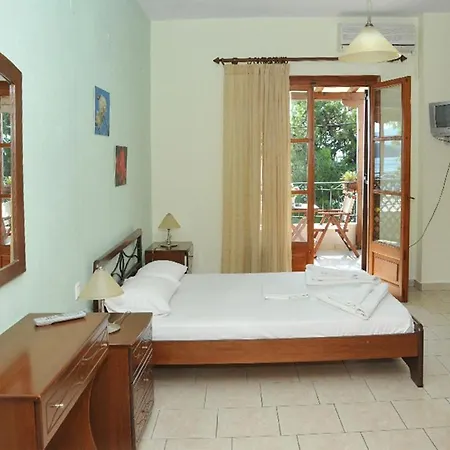 Apartment Zouzoula House *