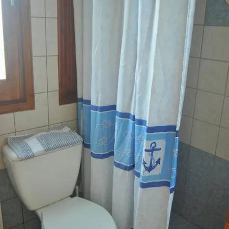 Zouzoula House * Milína