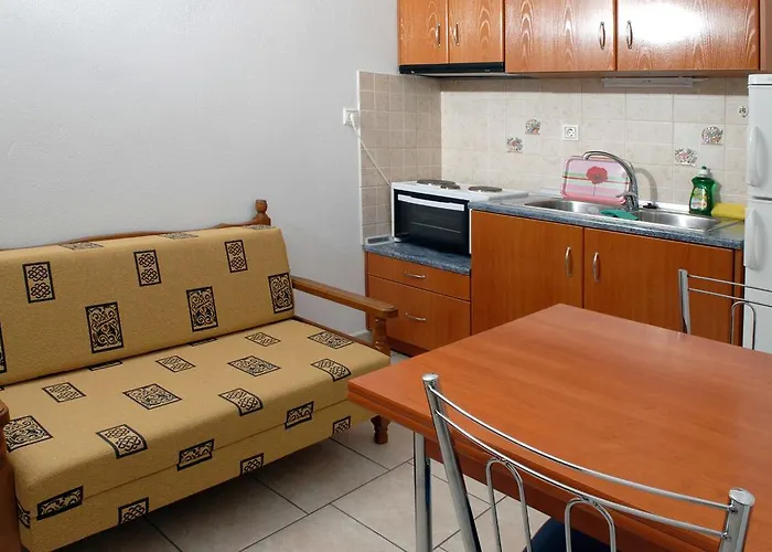 Zouzoula House * 米利纳